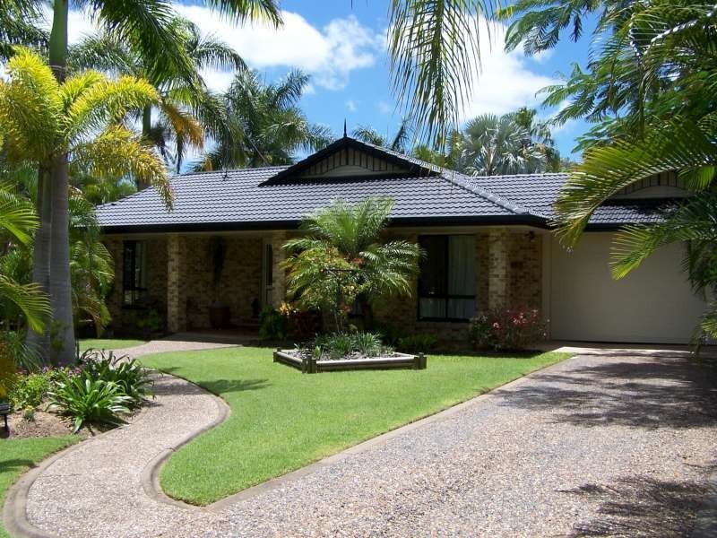 32 Sempfs Road, Dundowran Beach QLD 4655