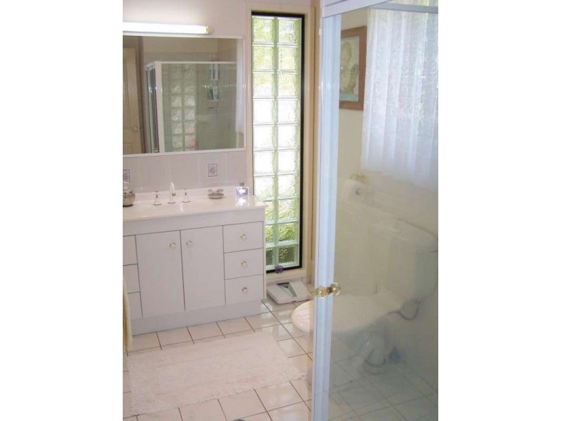 32 Sempfs Road, Dundowran Beach QLD 4655