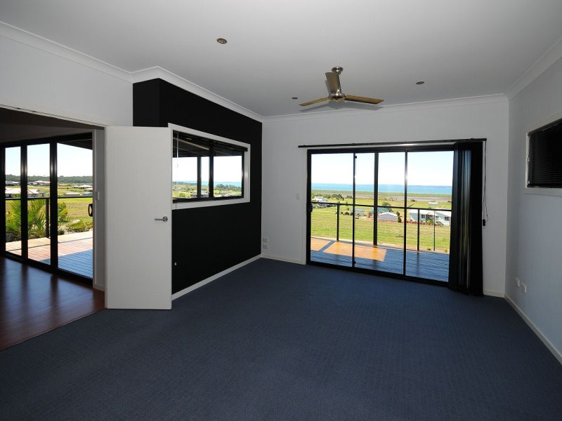 4 Windjammer Circuit, River Heads QLD 4655