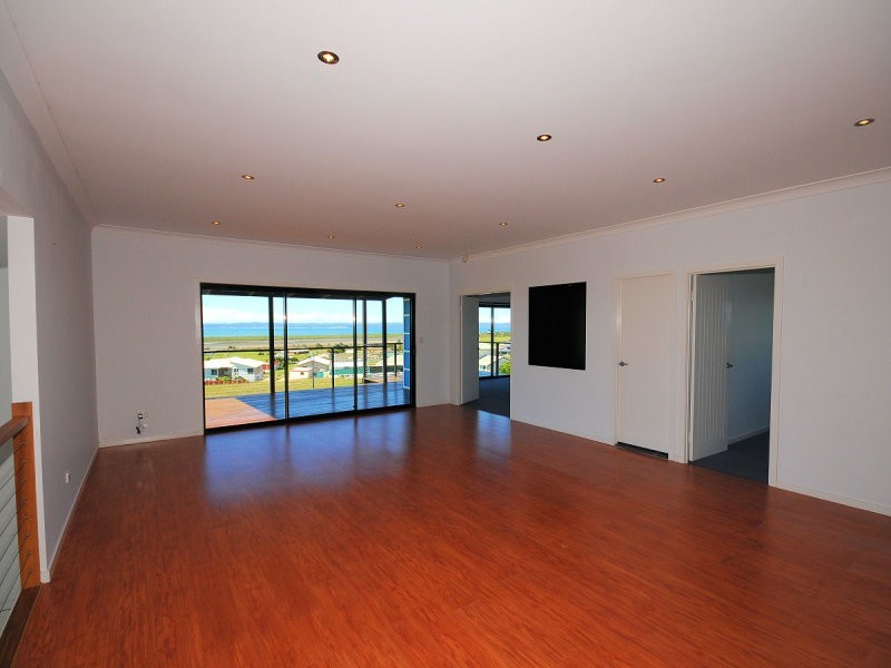 4 Windjammer Circuit, River Heads QLD 4655