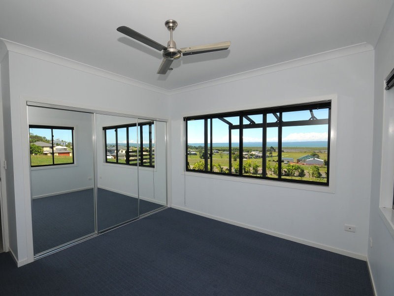 4 Windjammer Circuit, River Heads QLD 4655