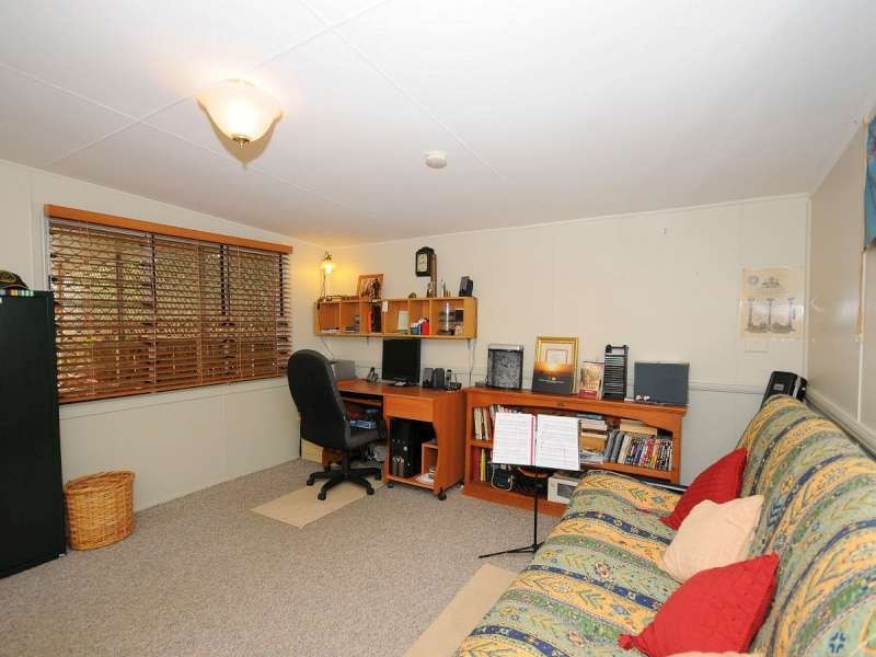 25 Aplin Street, Point Vernon QLD 4655