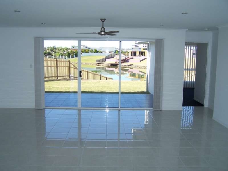 Eli Waters QLD 4655