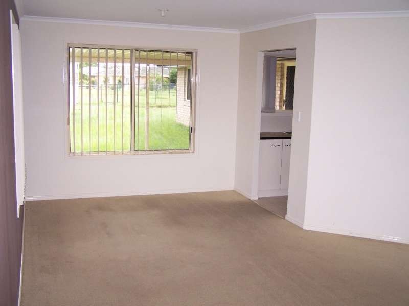 48 Kookaburra Drive, Eli Waters QLD 4655