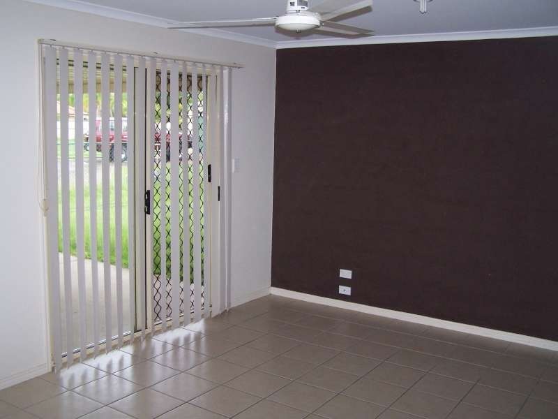 48 Kookaburra Drive, Eli Waters QLD 4655