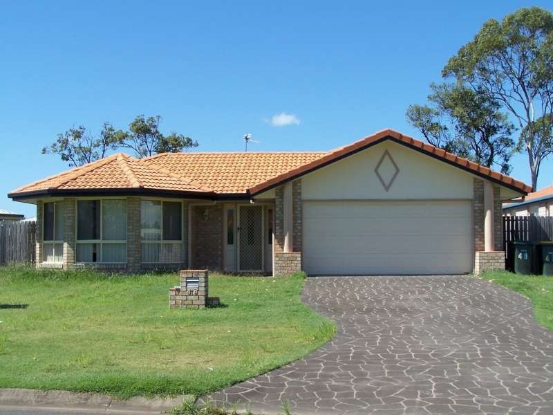 48 Kookaburra Drive, Eli Waters QLD 4655