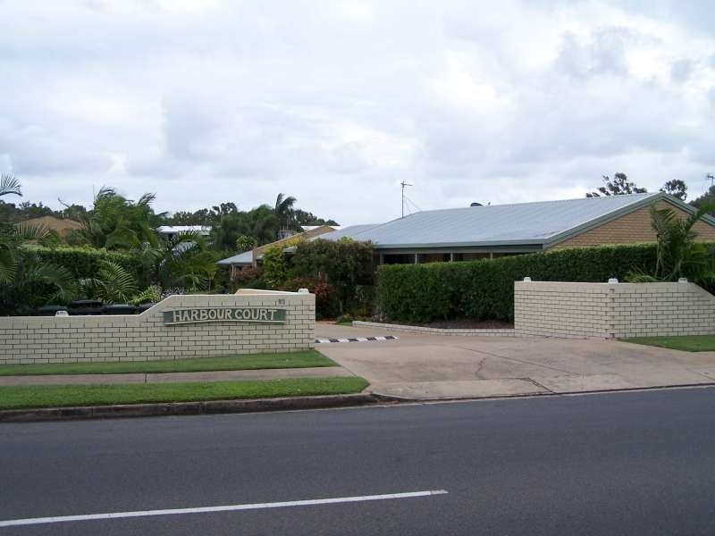 Unit 2 / 85 Miller Street, Urangan QLD 4655