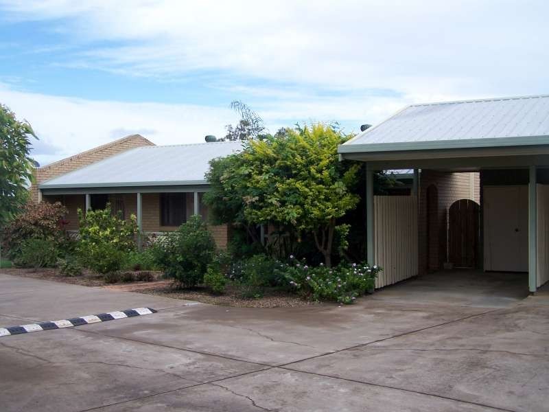 Unit 2 / 85 Miller Street, Urangan QLD 4655