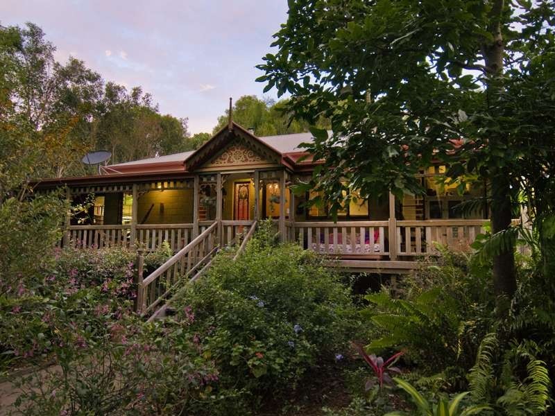 16 Craigslee Court, Craignish QLD 4655