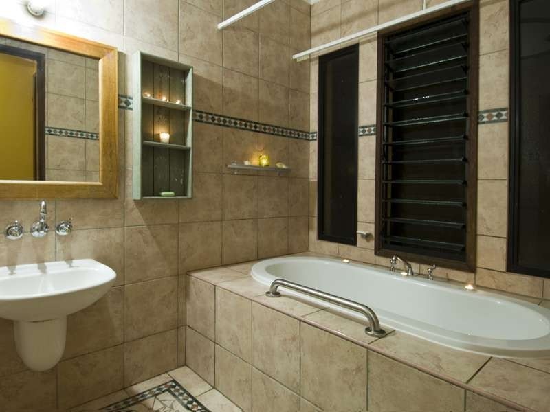 16 Craigslee Court, Craignish QLD 4655