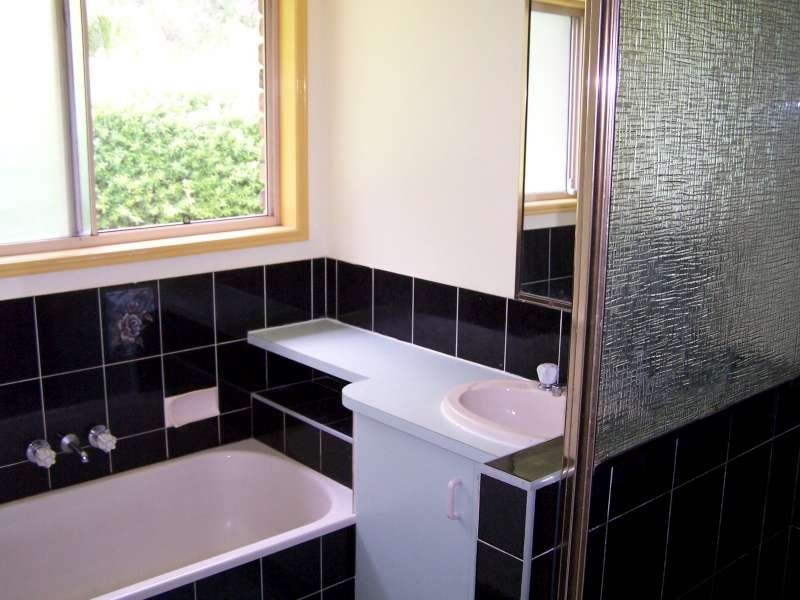8 Andrea Court, Kawungan QLD 4655