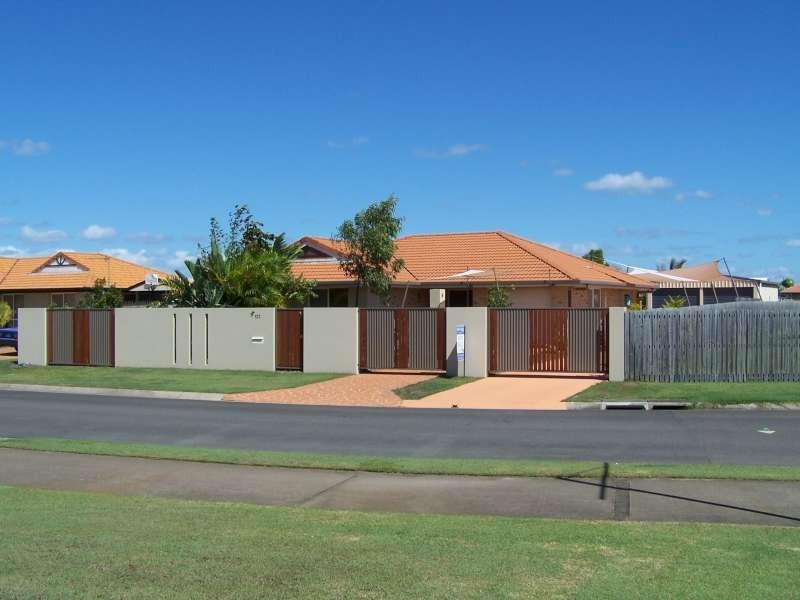 122 Ibis Boulevard, Eli Waters QLD 4655