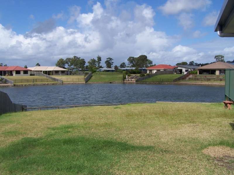 26 Earl St Vincent Circuit, Mariners Cove, Eli Waters QLD 4655