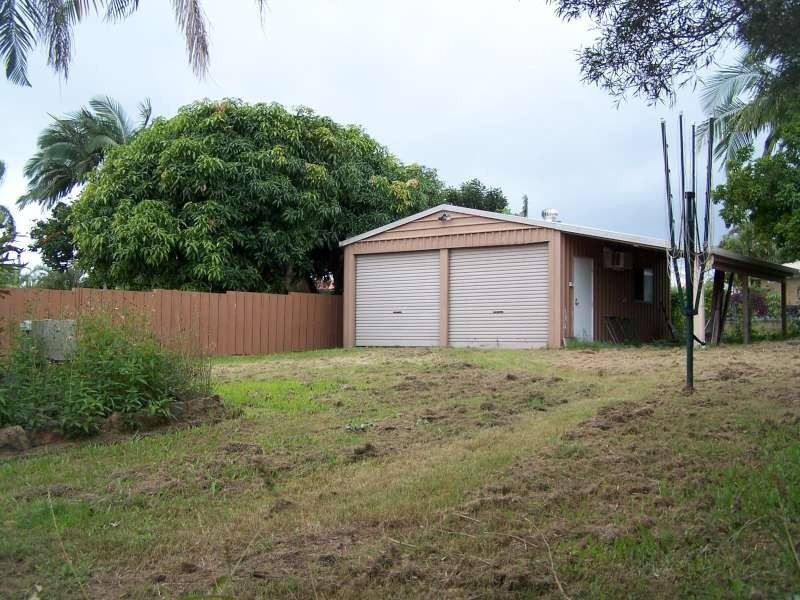 28 Hamer Drive, Urangan QLD 4655
