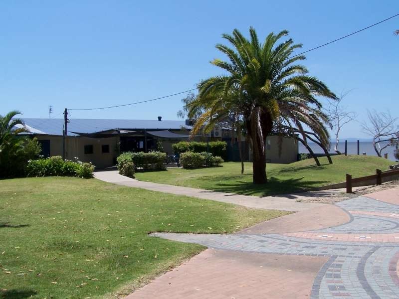 28 Hamer Drive, Urangan QLD 4655