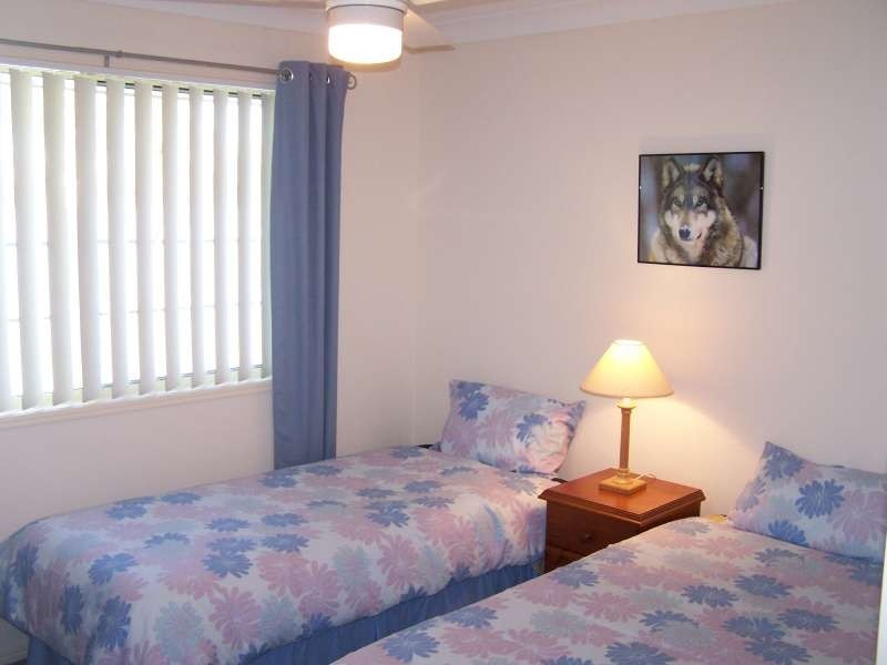 33 Lady Nelson Drive, Mariners Cove,, Eli Waters QLD 4655