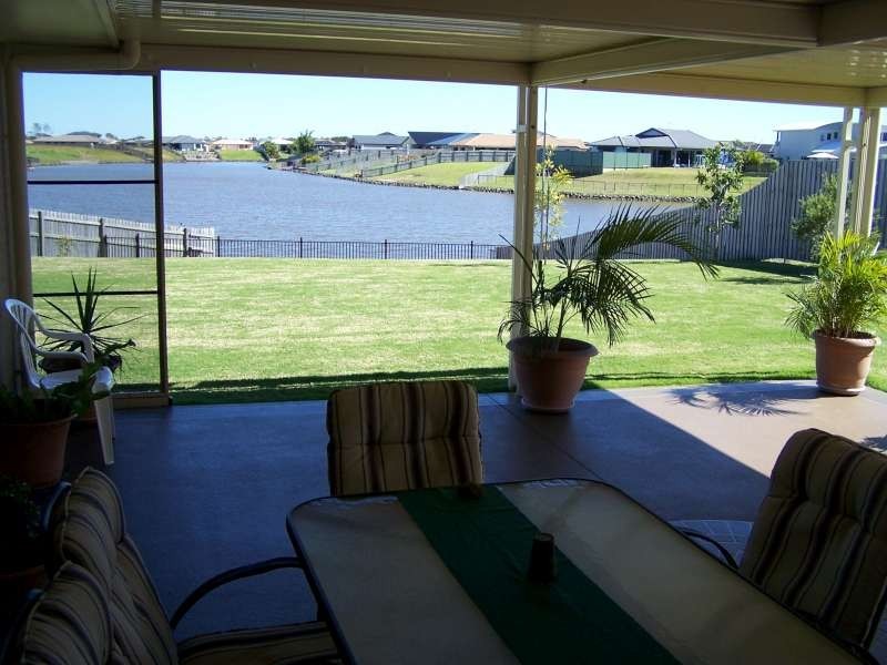 33 Lady Nelson Drive, Mariners Cove,, Eli Waters QLD 4655