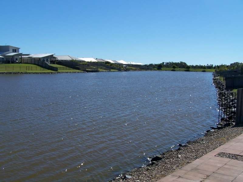 33 Lady Nelson Drive, Mariners Cove,, Eli Waters QLD 4655