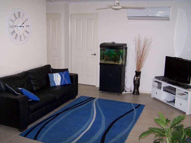 24 Moonstone Drive, Urangan QLD 4655