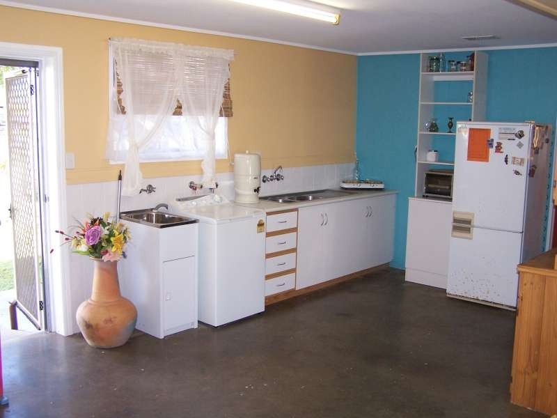 Point Vernon QLD 4655