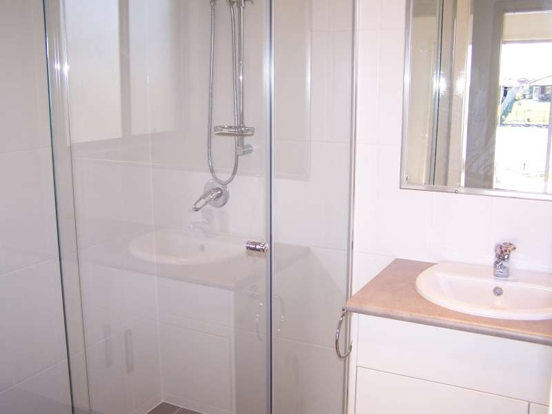 7 Lady Nelson Drive, Mariners Cove, Eli Waters QLD 4655