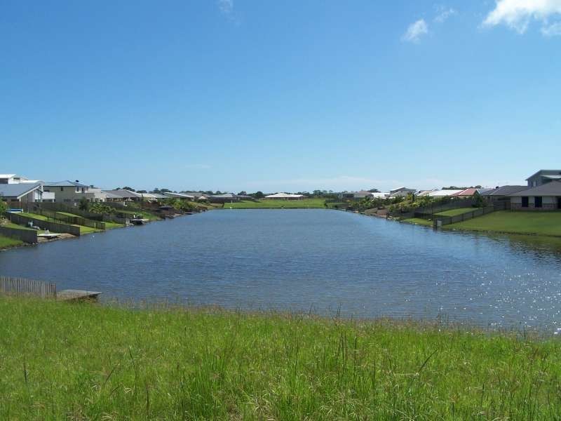 7 Spoonbill Way, Eli Waters QLD 4655