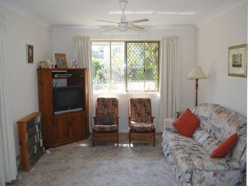 12 Marr Street, Point Vernon QLD 4655