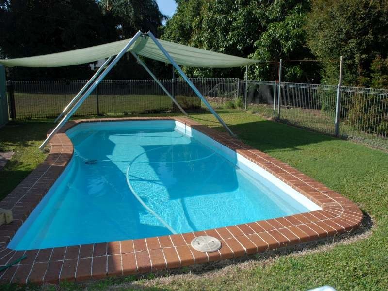 12 Marr Street, Point Vernon QLD 4655