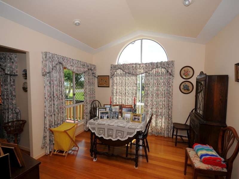 33 Mant Street, Point Vernon QLD 4655