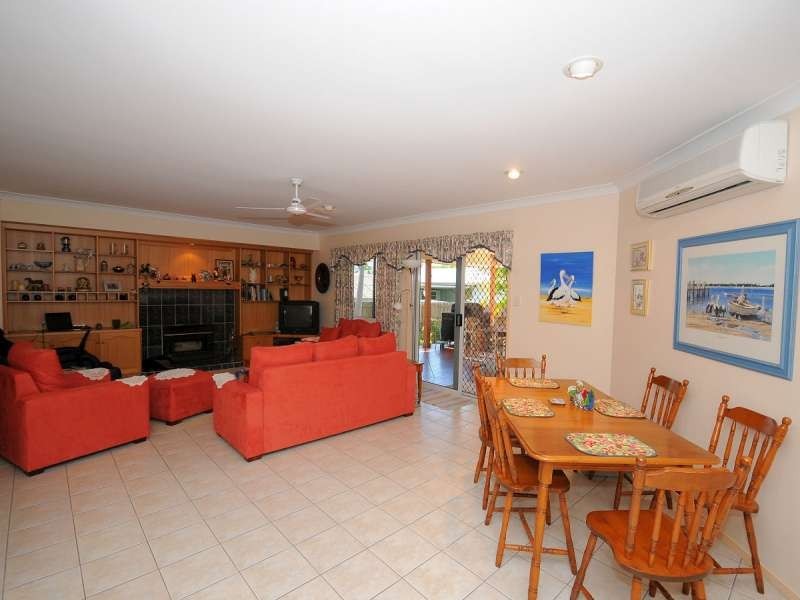 33 Mant Street, Point Vernon QLD 4655