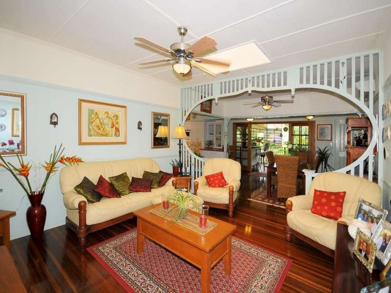 Point Vernon QLD 4655