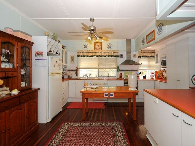 Point Vernon QLD 4655
