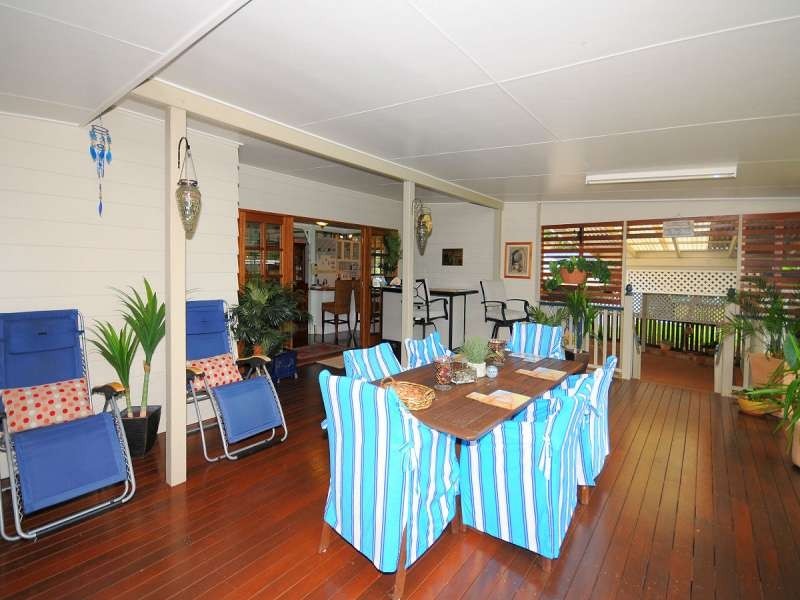 Point Vernon QLD 4655