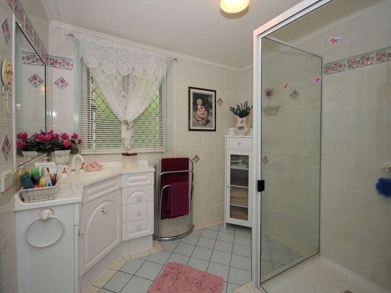 Point Vernon QLD 4655