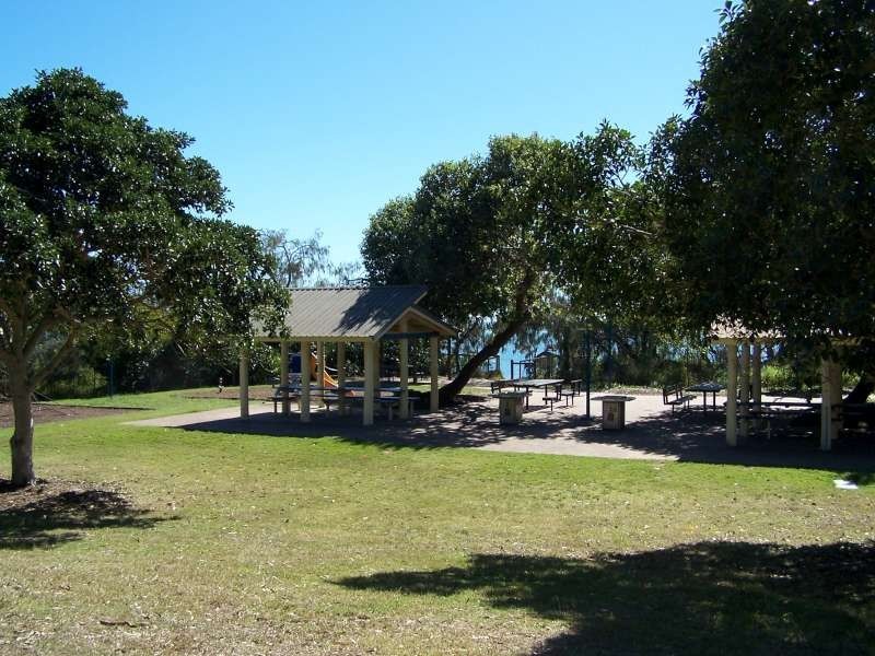 Point Vernon QLD 4655