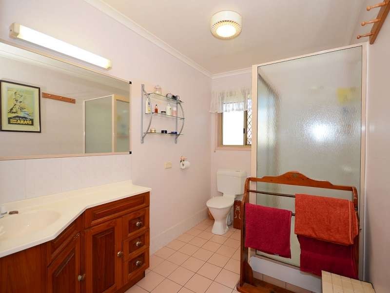 42 – 44 Christensen Street, Urraween QLD 4655