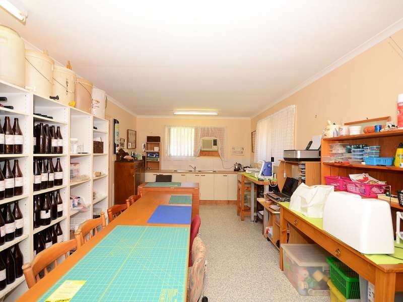 42 – 44 Christensen Street, Urraween QLD 4655