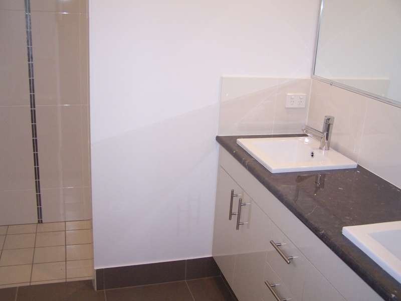 18 (Lot 19) Kingsbarn Drive, Wondunna QLD 4655