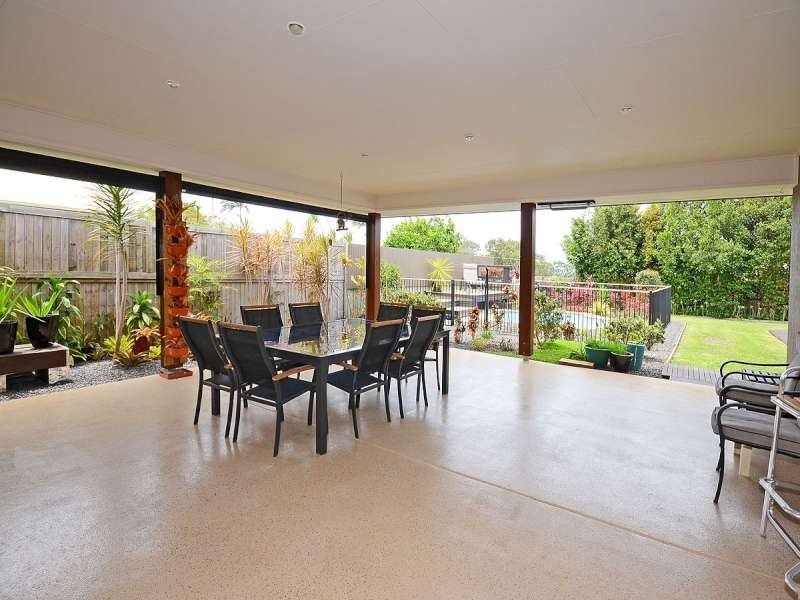 Point Vernon QLD 4655