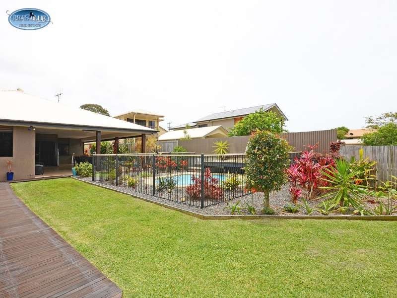 Point Vernon QLD 4655