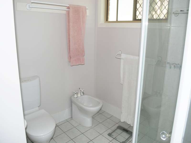 12 Marr Street, Point Vernon QLD 4655