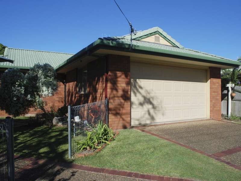 12 Marr Street, Point Vernon QLD 4655