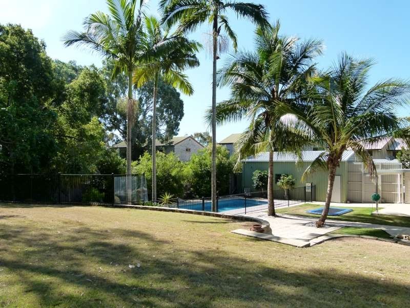 17 Tavistock Street, Torquay QLD 4655