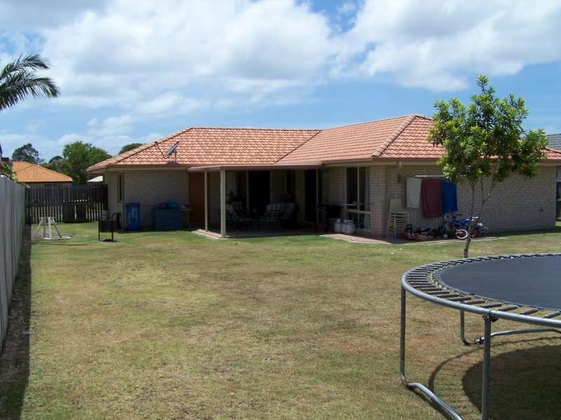 15 Durham Court, Kawungan QLD 4655