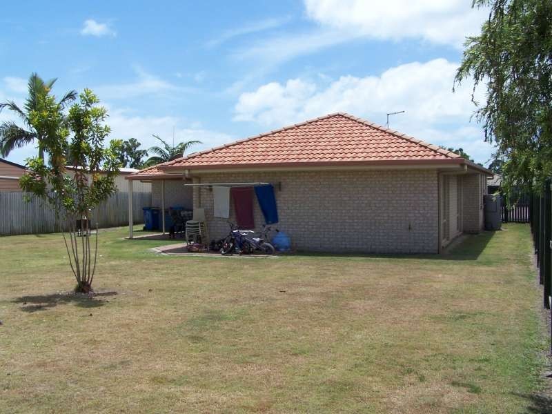 15 Durham Court, Kawungan QLD 4655