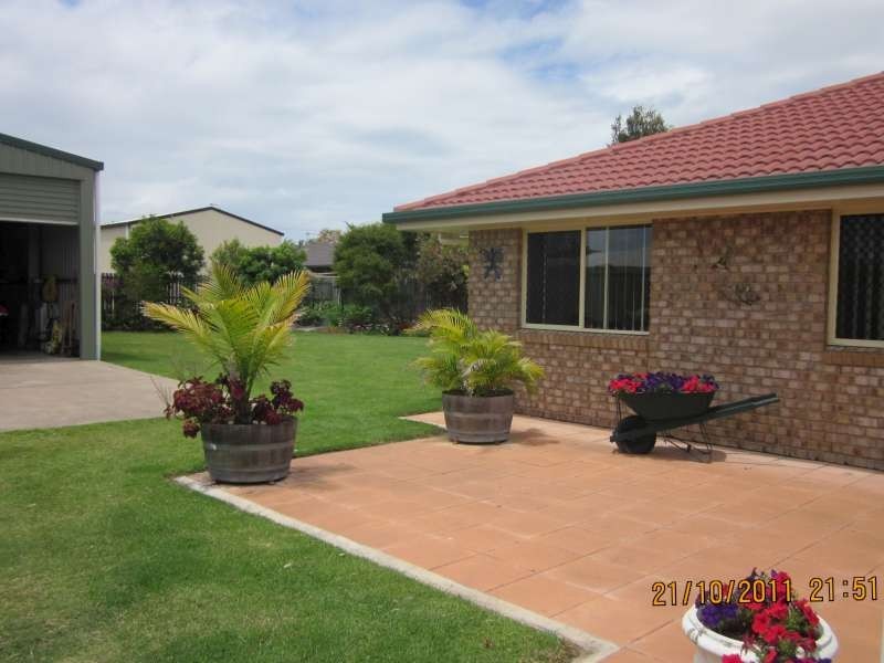 16 Kirton Road, Point Vernon QLD 4655
