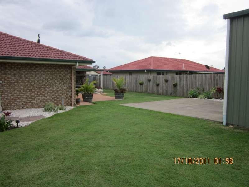 16 Kirton Road, Point Vernon QLD 4655