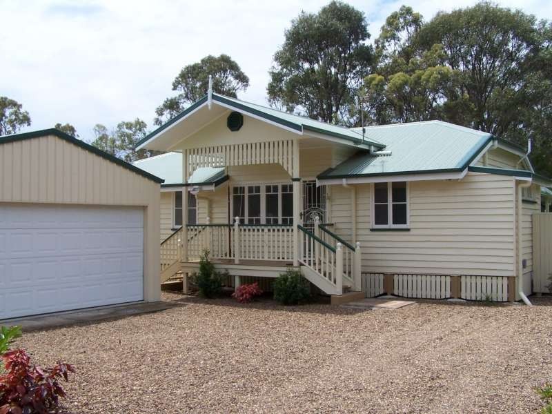 72 Honiton Street, Torquay QLD 4655