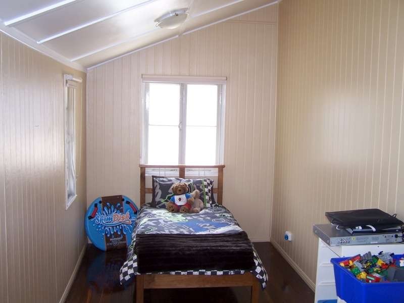 72 Honiton Street, Torquay QLD 4655