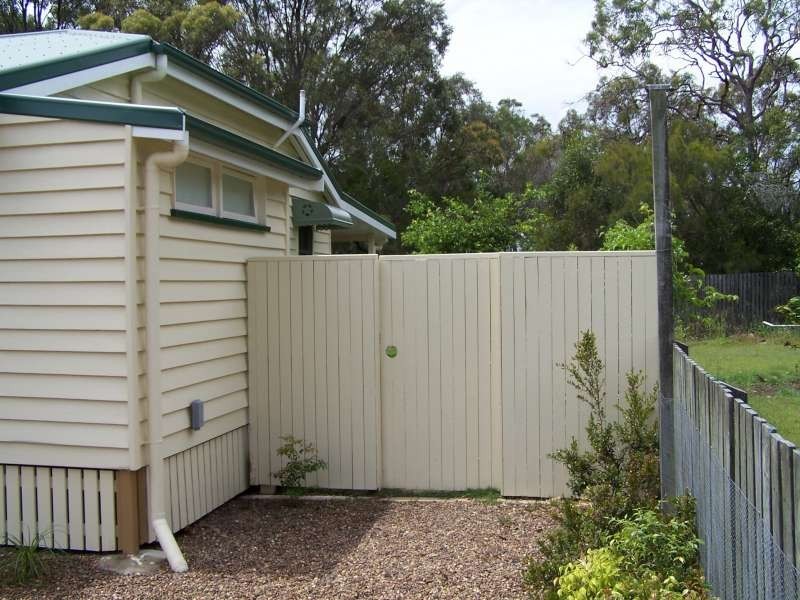 72 Honiton Street, Torquay QLD 4655